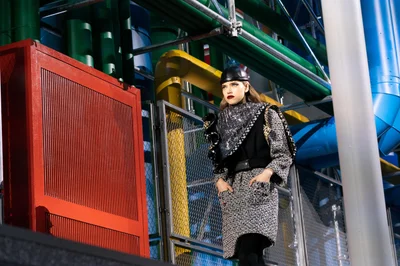 Look 2